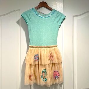 Dress worn once size 9/10